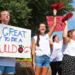 Students welcome class of 2021 on move-in day