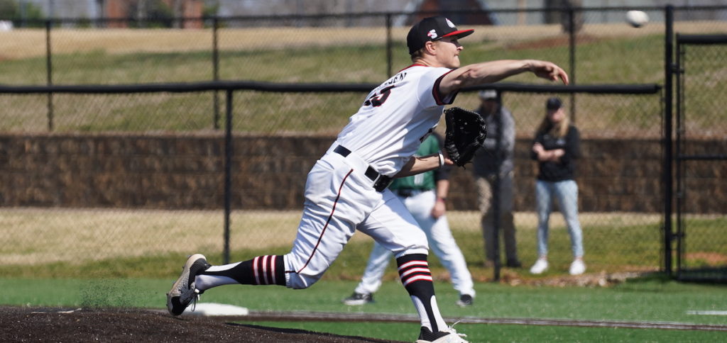 Donors Make Indoor Baseball Facility a Reality | Gardner-Webb University