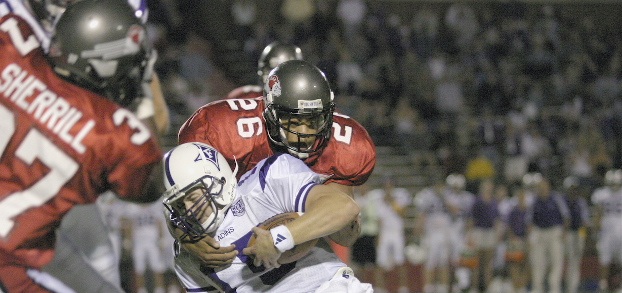 Mario Williams playing football