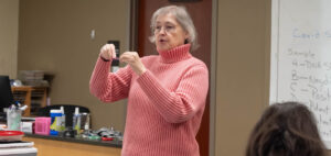 Susan Manahan gel electrophoresis lab