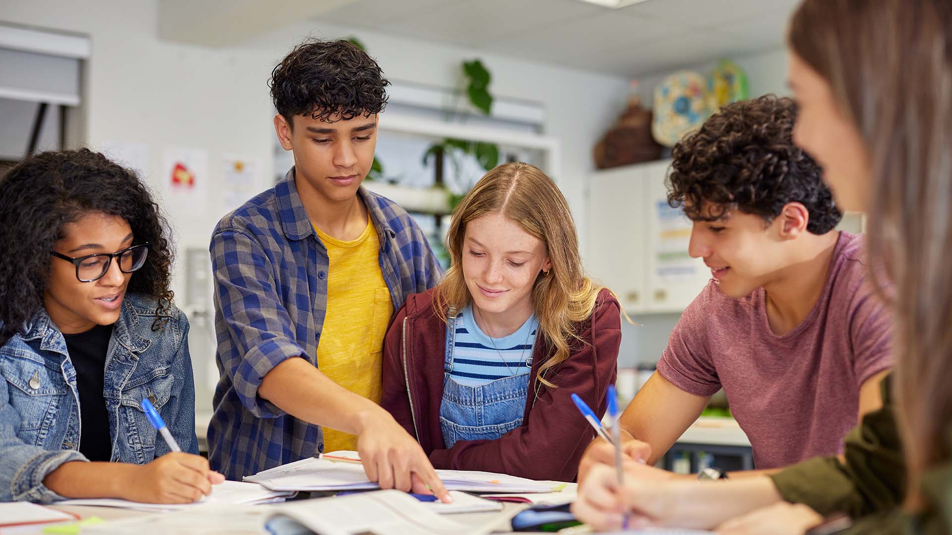 gwu multiethnic highschool students learning