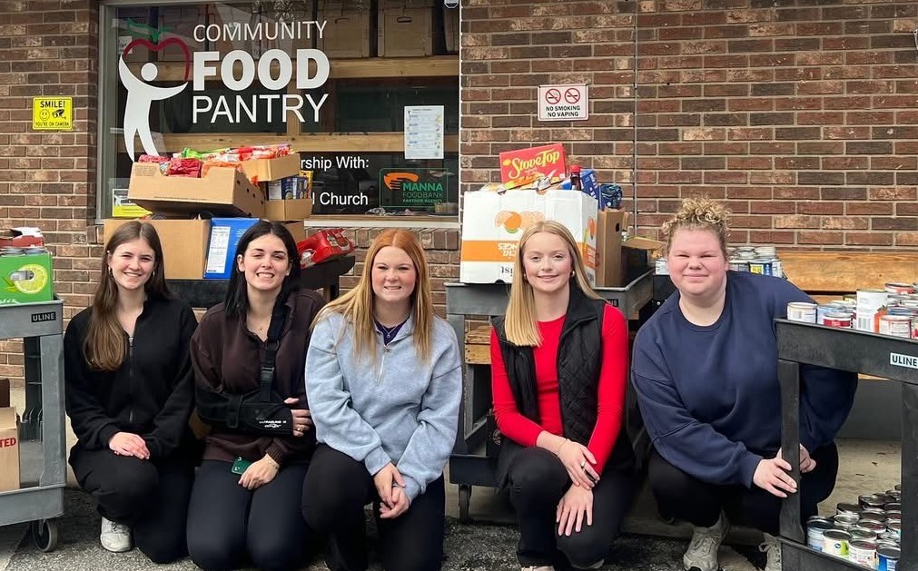 Sharlotte lyda food pantry