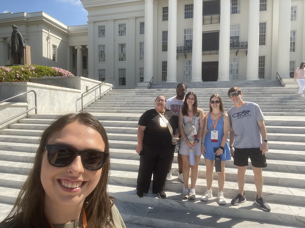 honors students tour c