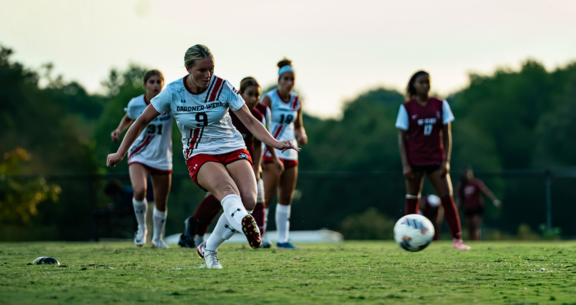 womens soccer hero