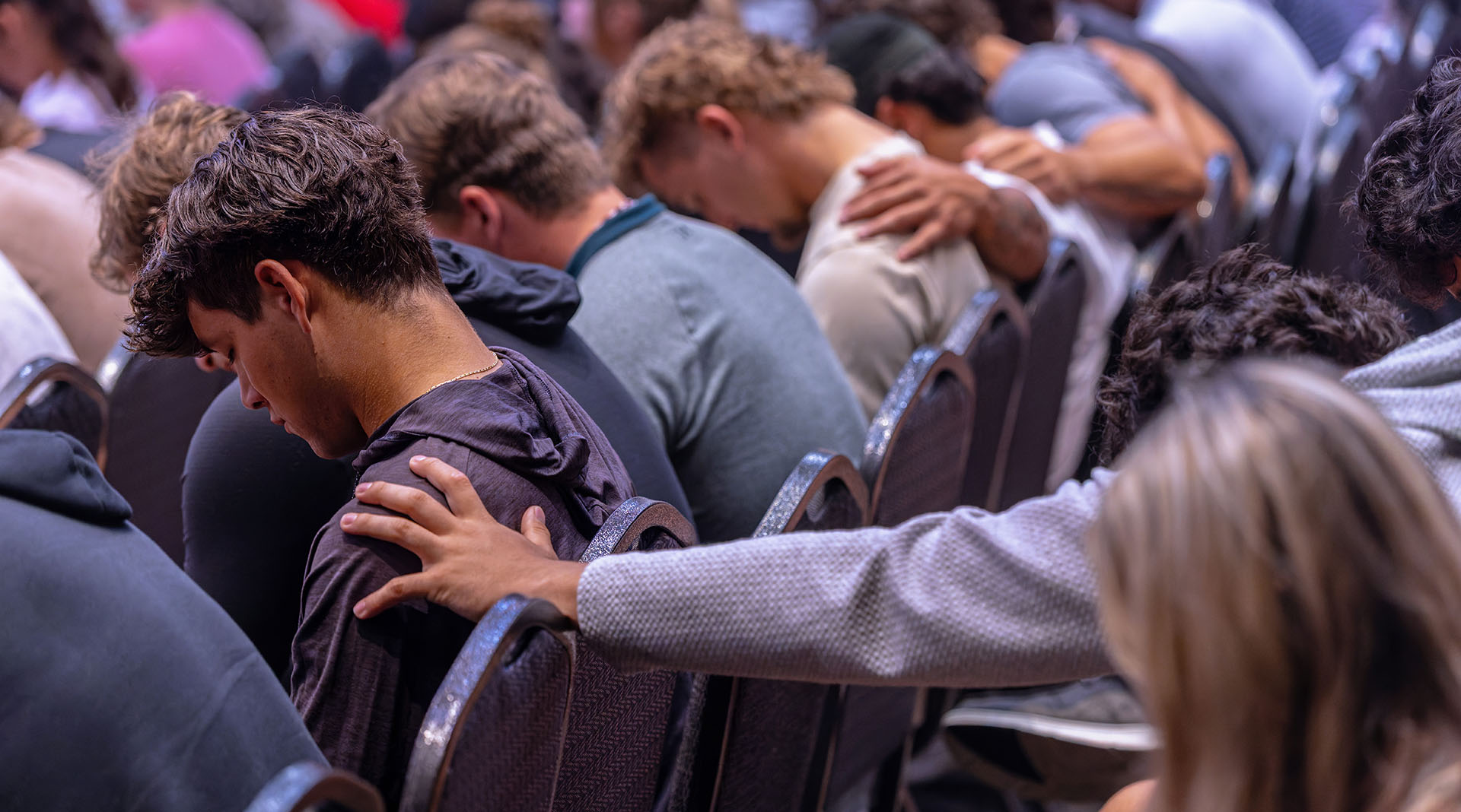 gwu students praying dimensions